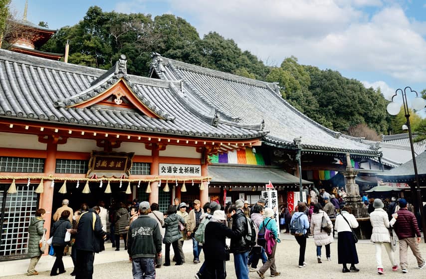 弘法大師の御作と伝えられるお不動さま